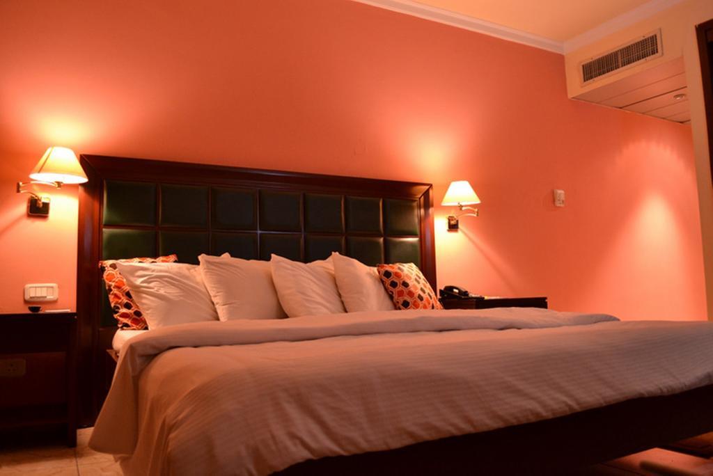 Transcorp Hotels Calabar Quarto foto